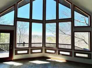 65 Mitchell Gap Rd, Murphy, NC 28906