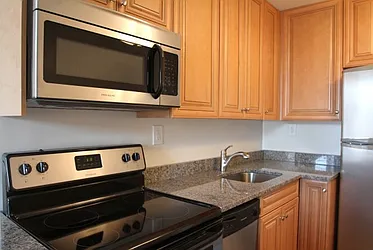 Rented by Engel and Volkers Brownstone Brooklyn