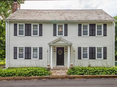54 Ferry Hill Rd, Granby, MA, 01033