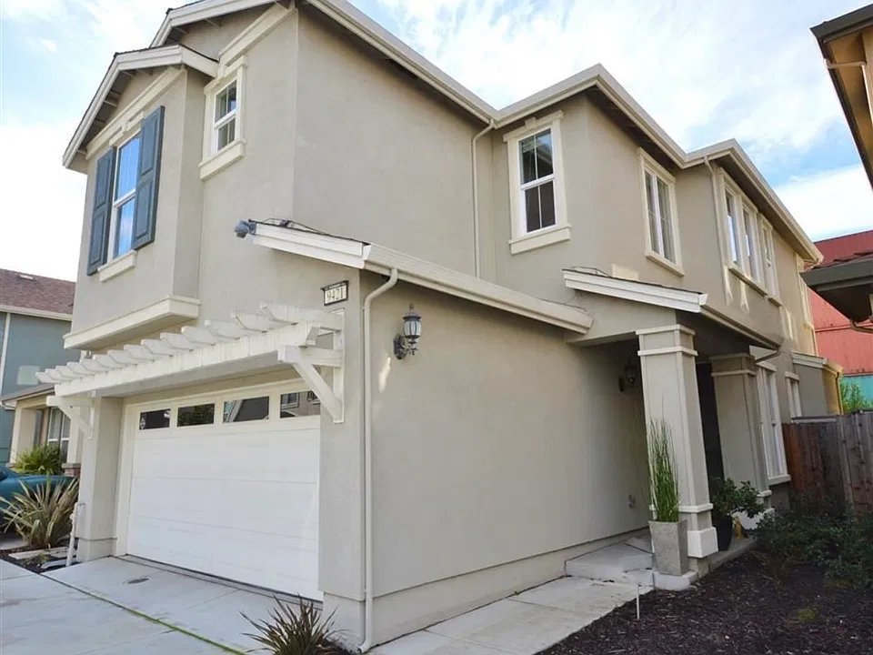 9421 Dunbar Dr