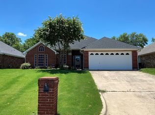 2617 John Dr, Denton, TX 76207