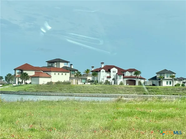 264 Cabernet Ct, Pt O Connor, TX 77982