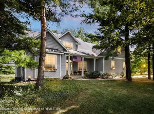 10555 S Wright Rd, Eagle, MI 48822