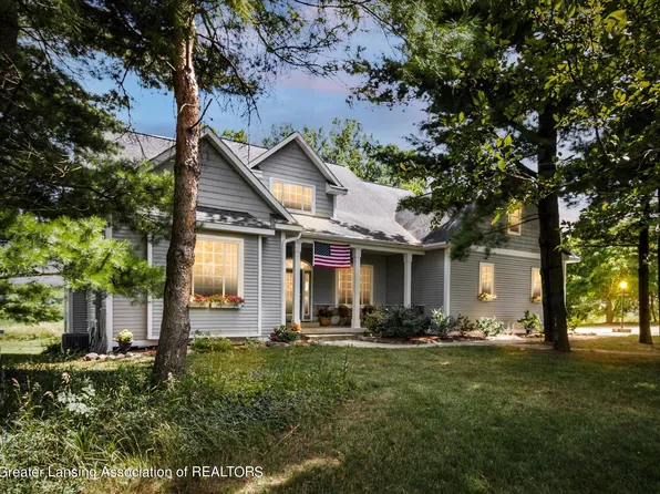 10555 S Wright Rd, Eagle, MI 48822