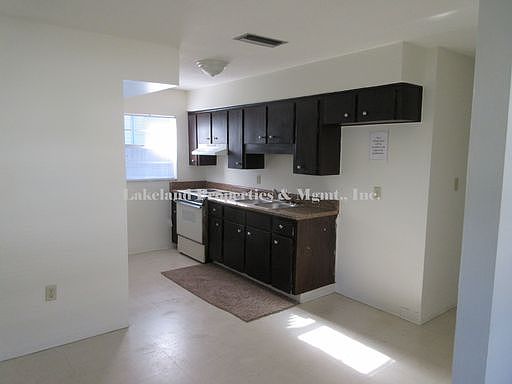5th image of 518 W Belmar St