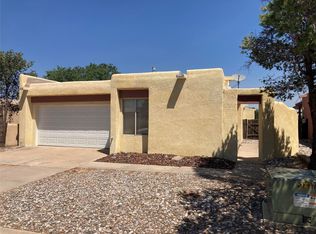 1905 Camino Lumbre, Santa Fe, NM 87505