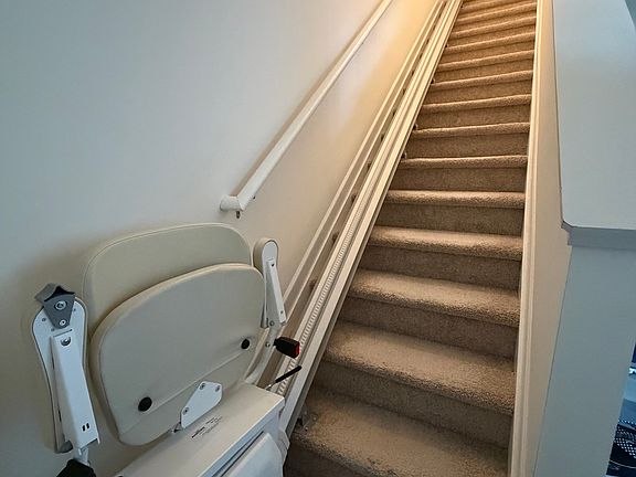 Accessible chair lift for elders