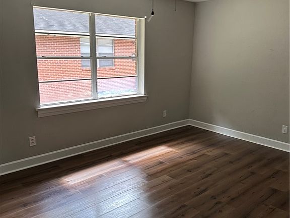 2nd image of 715 S 3rd St APT 7