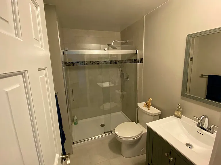 7505 Hampton Ave #1 — Photo 7