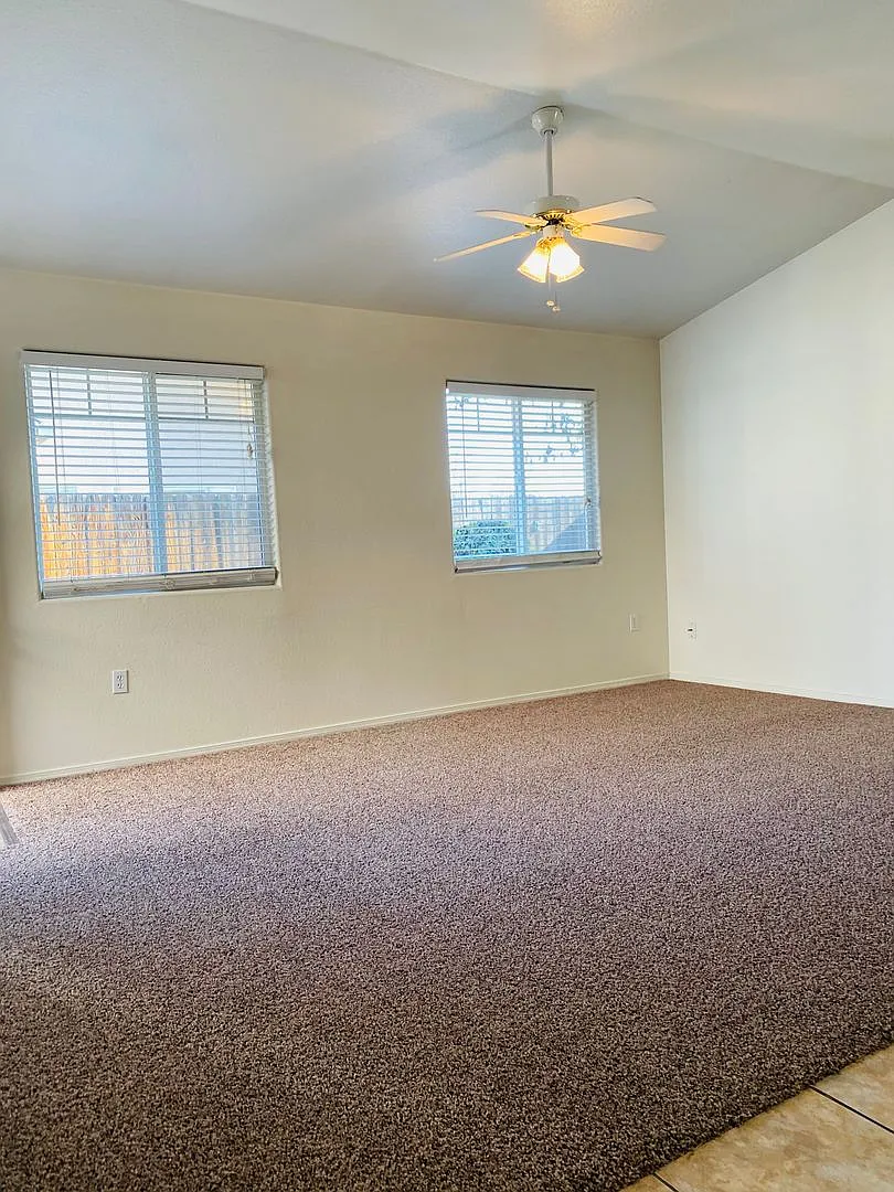 La Casa Elegante Apartments — Photo 4