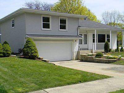 1st image of 1313 N Peachtree Ln