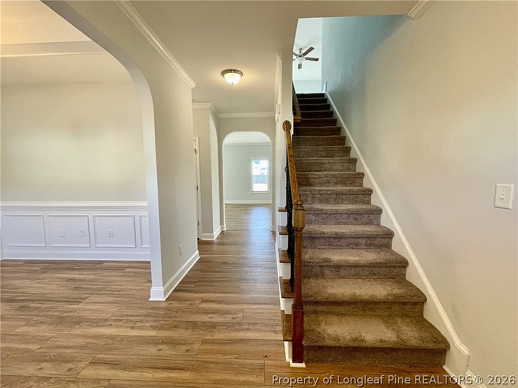 4 bed, 2.5 bath, 2401 sqft, $2,250 — Photo 2