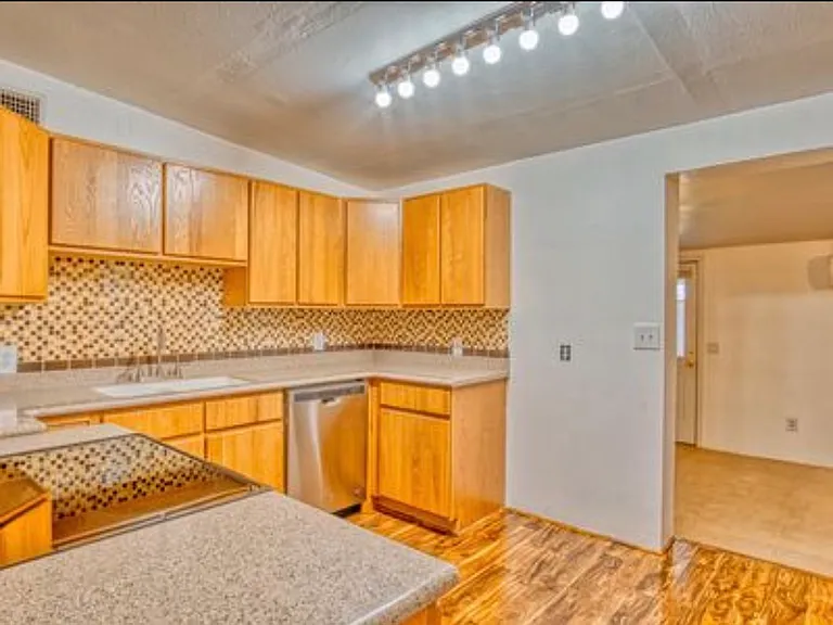 2641 E 1st Pl — Photo 9