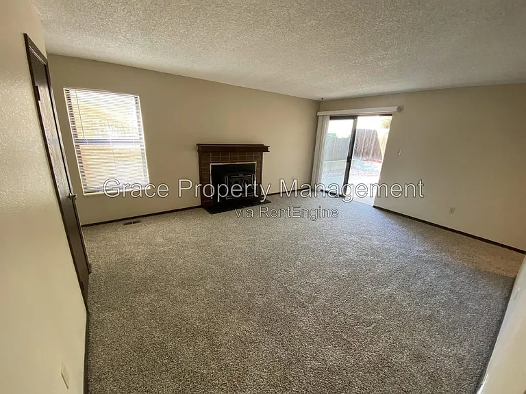 11785 Sherman St — Photo 5