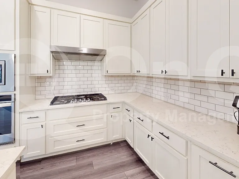 3285 Dover Dr — Photo 5