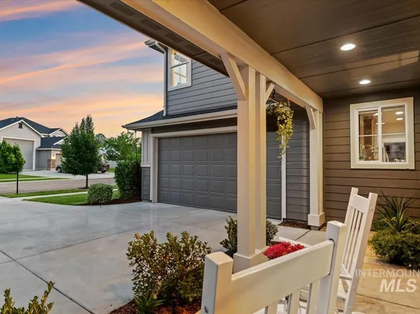 1474 W Bear Track Dr, Meridian, ID 83642