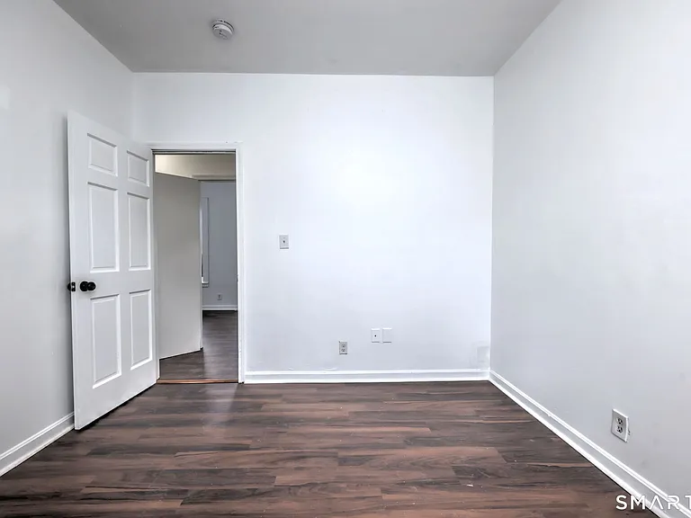 483 Ferry St #1 — Photo 23