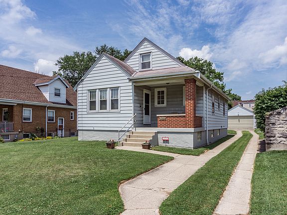 3rd image of 3422 Corrine Ave