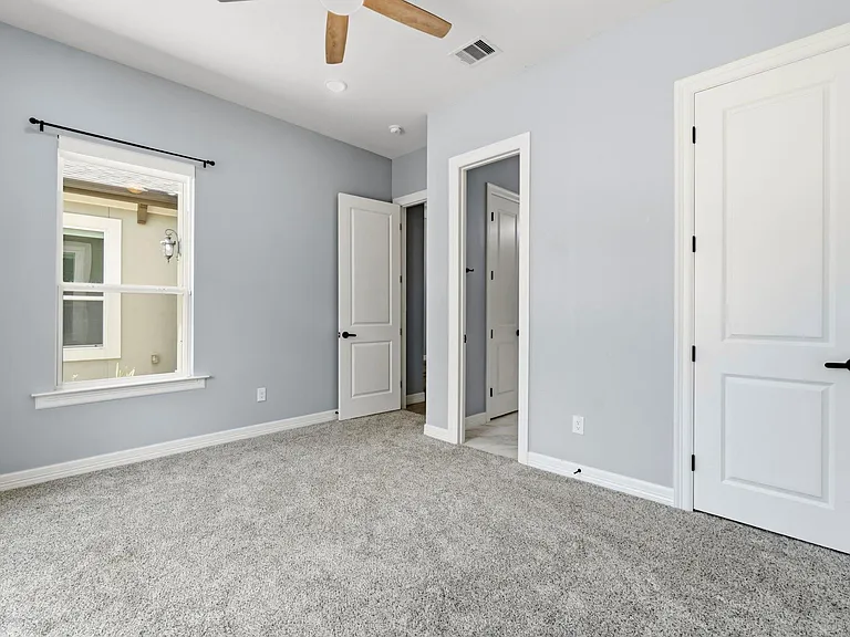 91 Wyndemere Dr — Photo 24