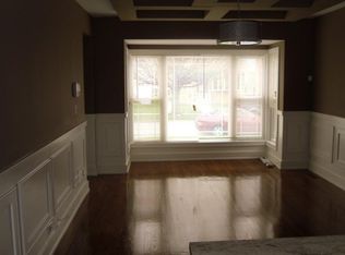 3225 W 84th Pl, Chicago, IL 60652
