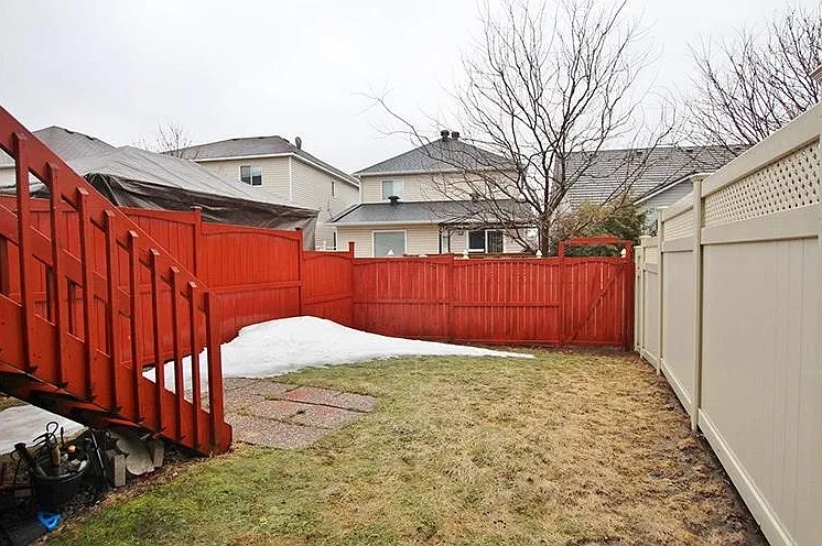 106 Hornchurch Ln — Photo 15