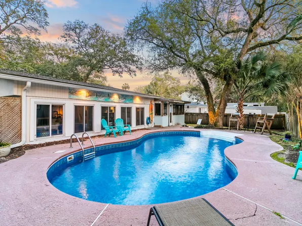 23 24th Ave, Isle Of Palms, SC 29451