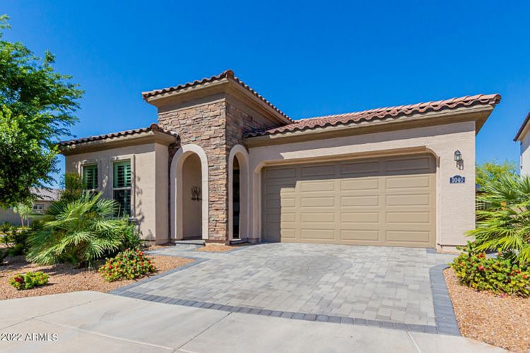 1st image of 3040 S Cobblestone Dr