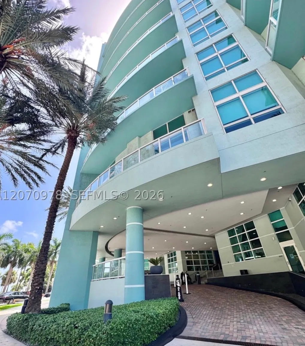 1 bed, 780 sqft, $2,800 — Photo 1