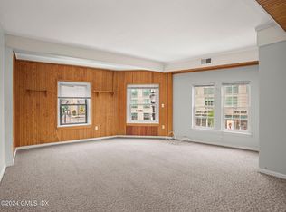 2 Grigg St #2, Greenwich, CT 06830