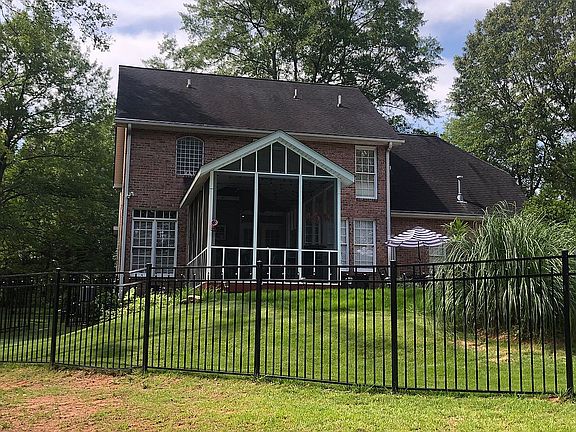 2nd image of 203 Ansonborough