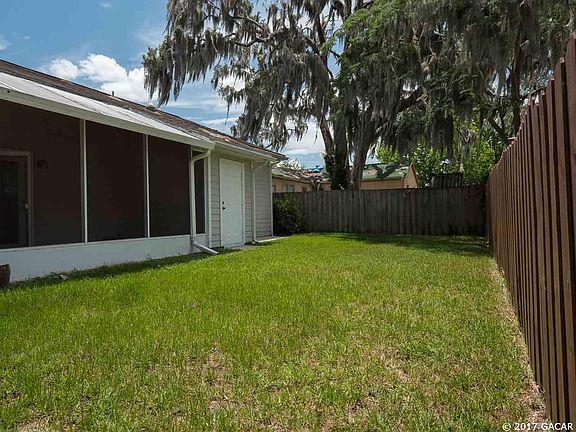 5th image of 8708 NW 35th Pl