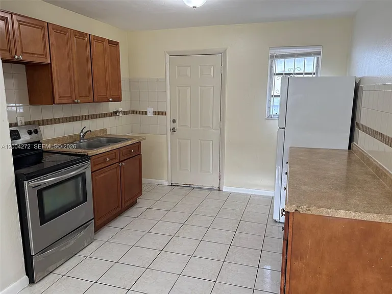 2742 NW 49th St #2742 — Photo 8