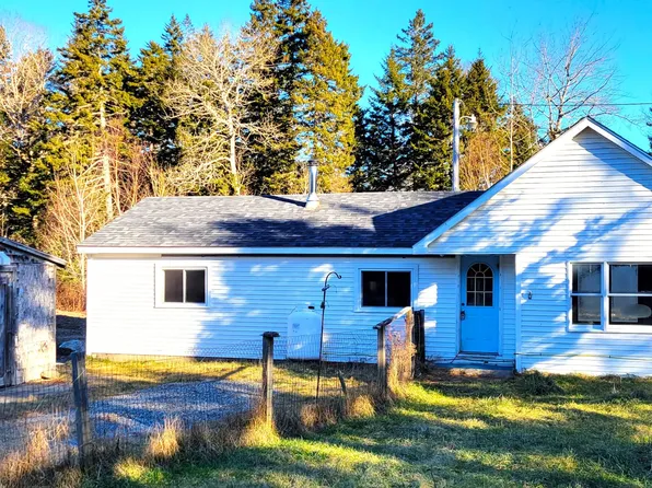 1030 Sunshine Road, Deer Isle, ME 04627