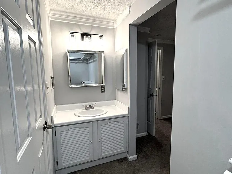 3634 Handel Ct — Photo 22