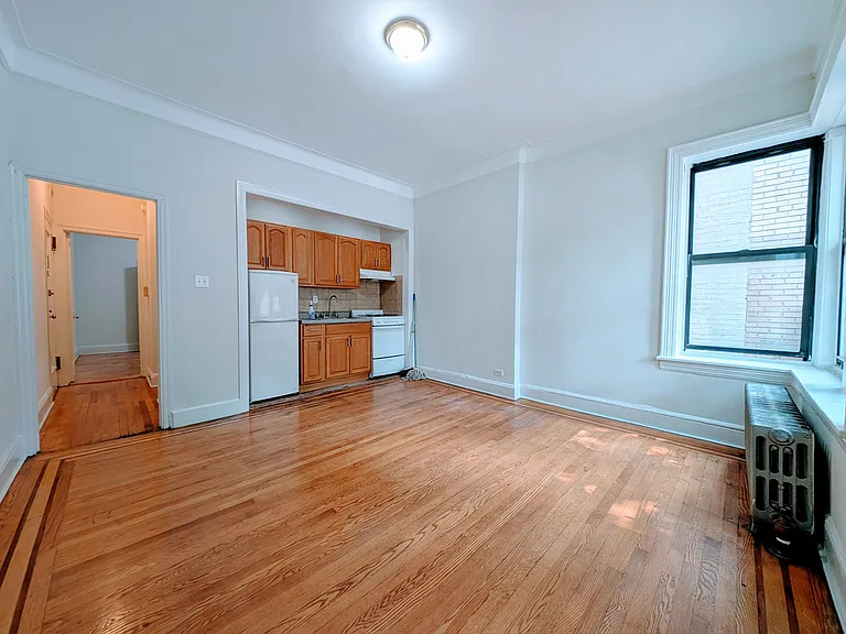 373 Ocean Ave #A6 — Photo 1