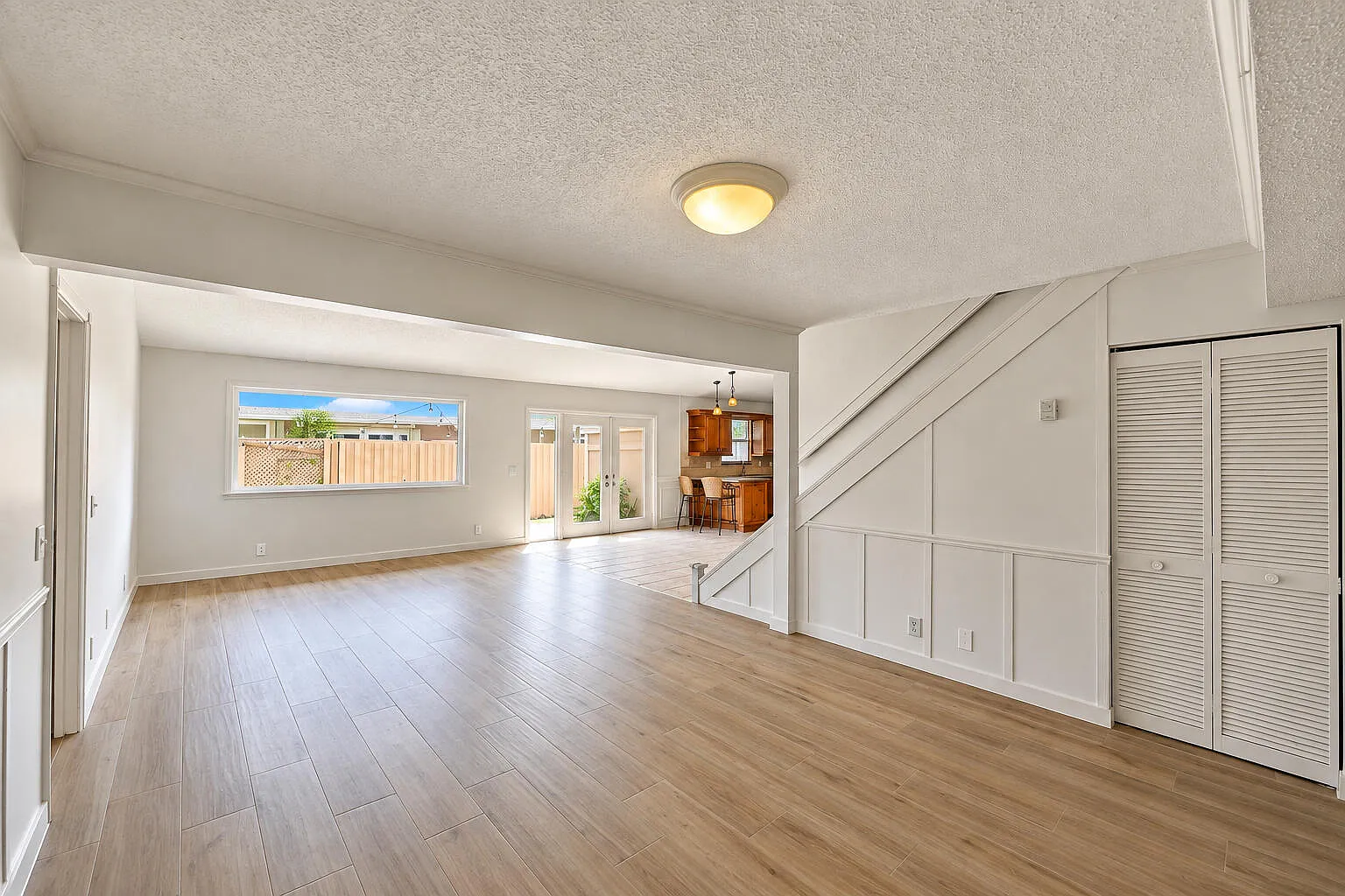 4 bed, 3.0 bath, 2045 sqft, $3,450 — Photo 3