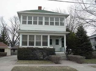 1014 Elmwood Ave, Oshkosh, WI 54901