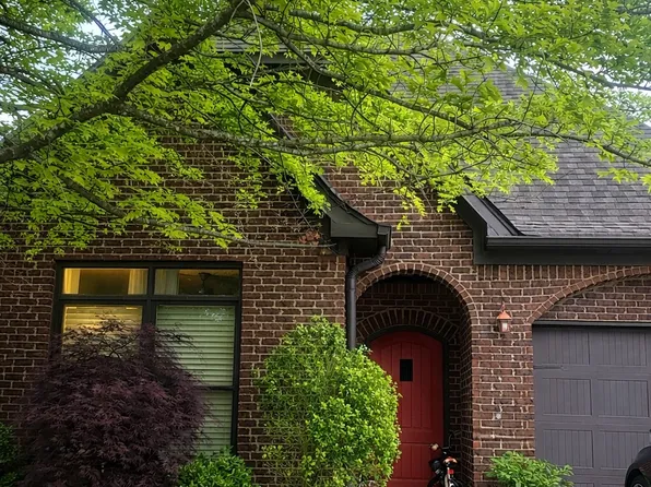 1165 Overlook Dr, Trussville, AL 35173