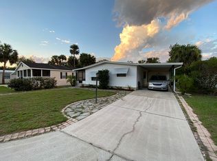 142 Pine Lake Dr, Satsuma, FL 32189