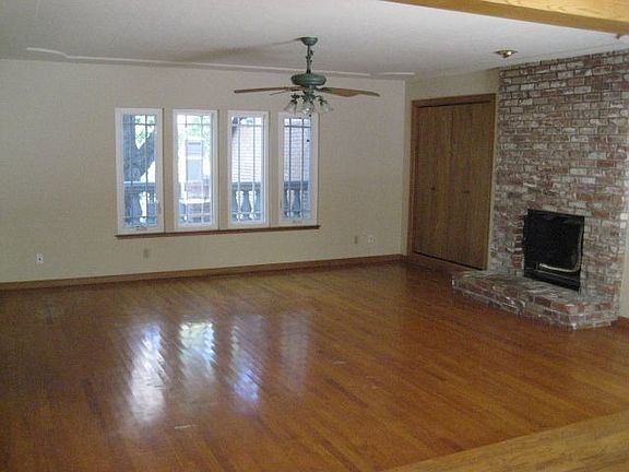 4th image of 4154 Rawhide Rd