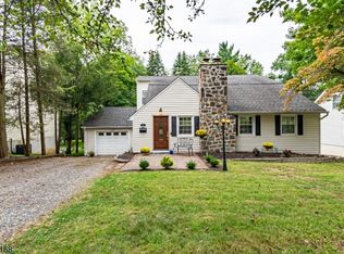 95 Ridgedale Ave, Florham Park, NJ 07932