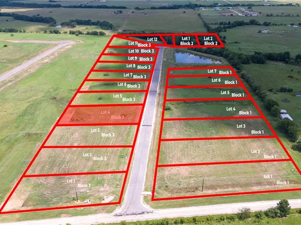 4710 Deadwood Ln, Bryan, TX 77808