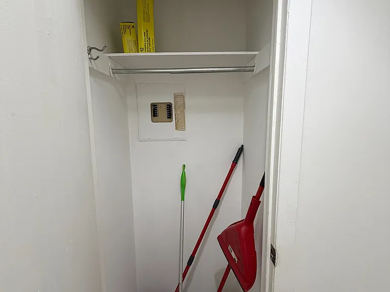 968 Bathurst St #4 — Photo 12