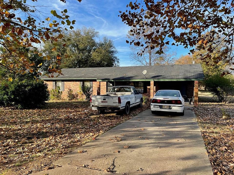 1st image of 804 Lamar St