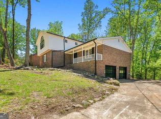 3271 Rockview Dr, Lithonia, GA