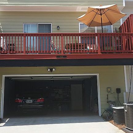 5th image of 604 Market Place Ln