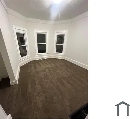 4 bed, $1,500 — Photo 1