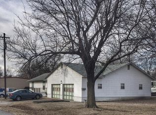 222 N 6th St, Collinsville, OK 74021