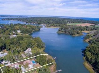 142 N Ferry Rd #G, Shelter Island Heights, NY 11965