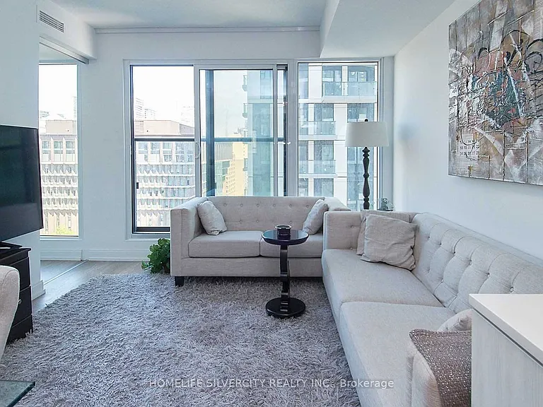 181 Dundas St E #4511 — Photo 7